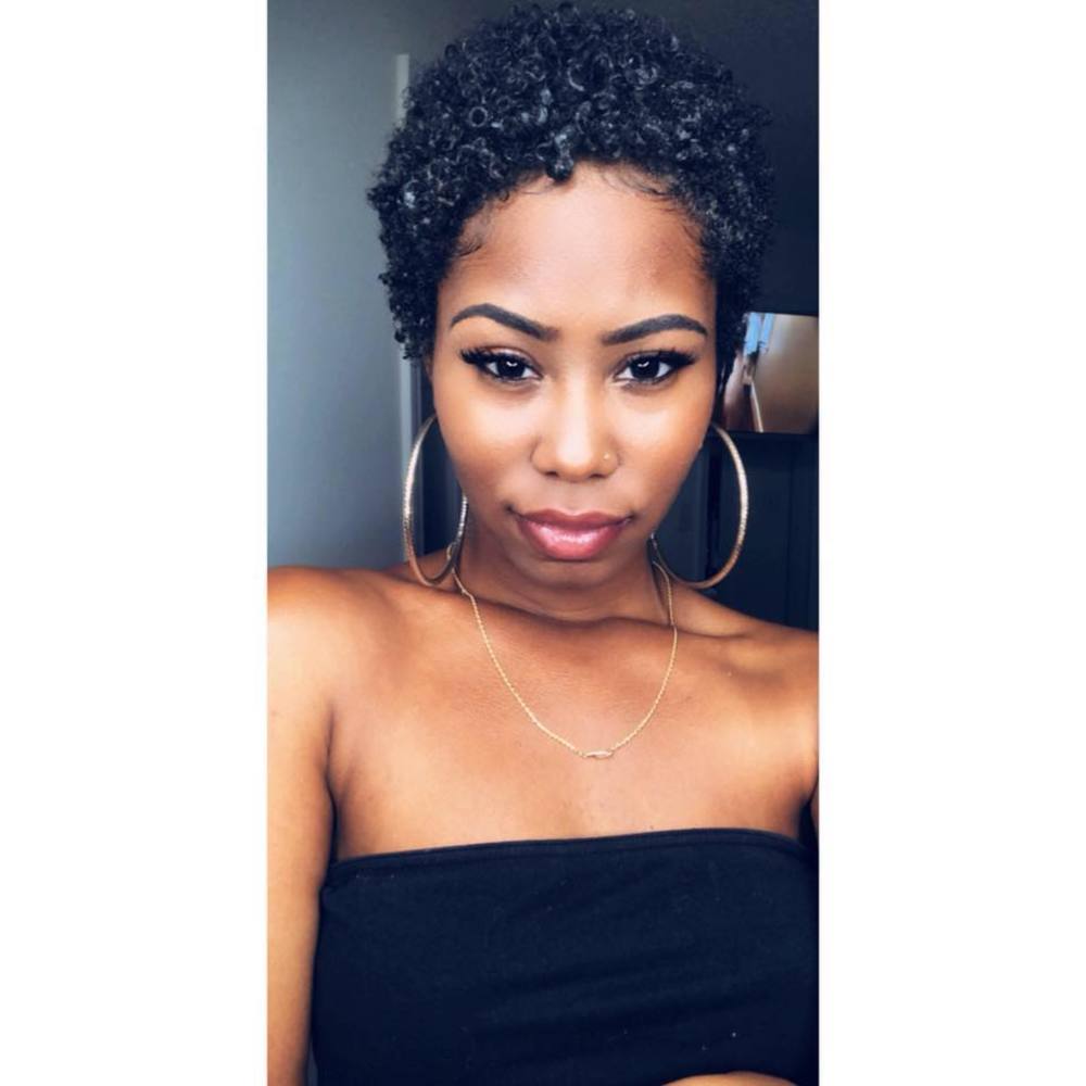 Meet your Posher, Desire'e